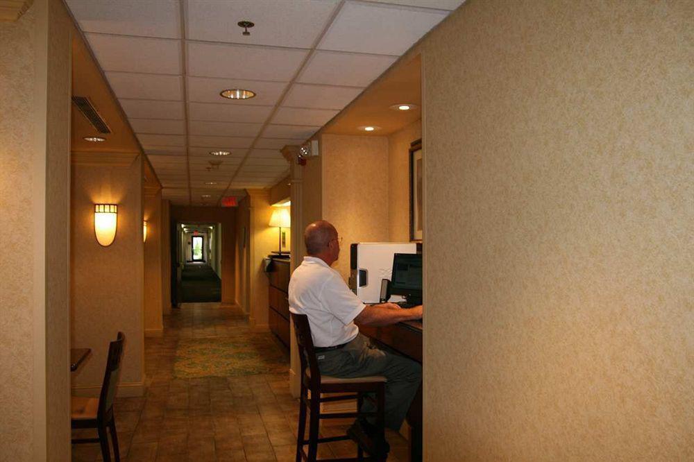 Hampton Inn Mount Vernon Konforlar fotoğraf